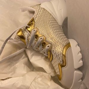Dior sneakers